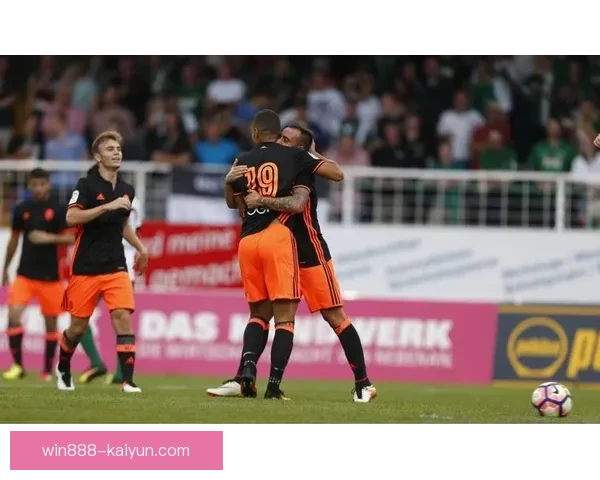 沙尔克关键球员状态回暖，备受关注的表现令人期待